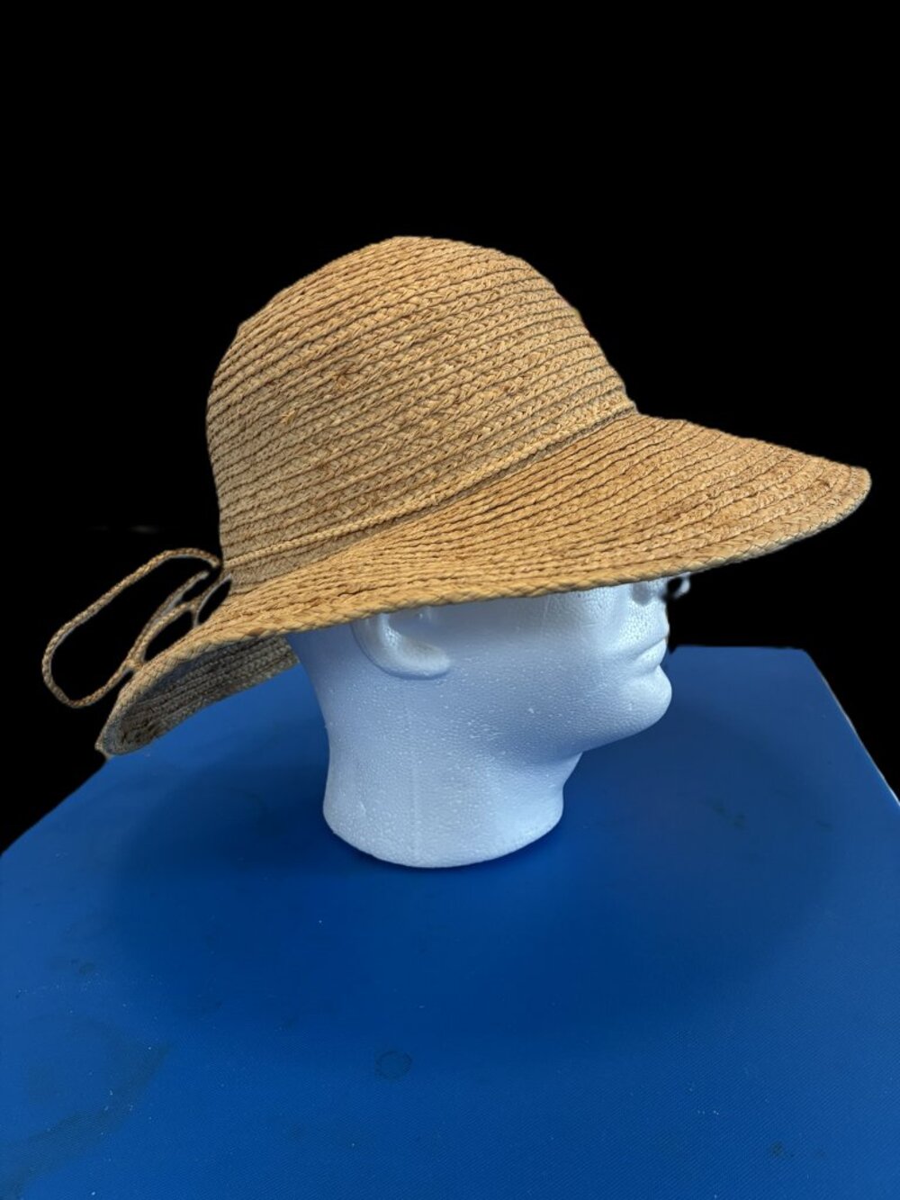 Women's Corroboree woven raffia straw sun hat size Medium (7 to 7 1/8)